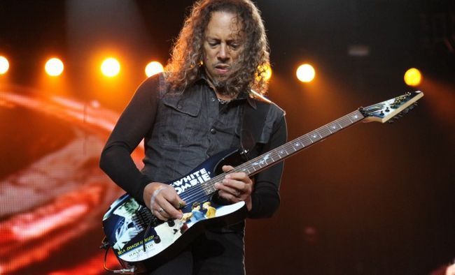 Photographie - Kirk Hammett perd téléphone riff-remplie