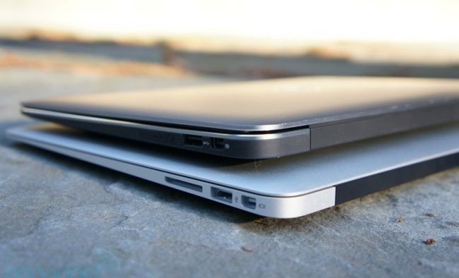 Photographie - Macbook vs Dell XPS 13 - deux des meilleurs ordinateurs portables portables
